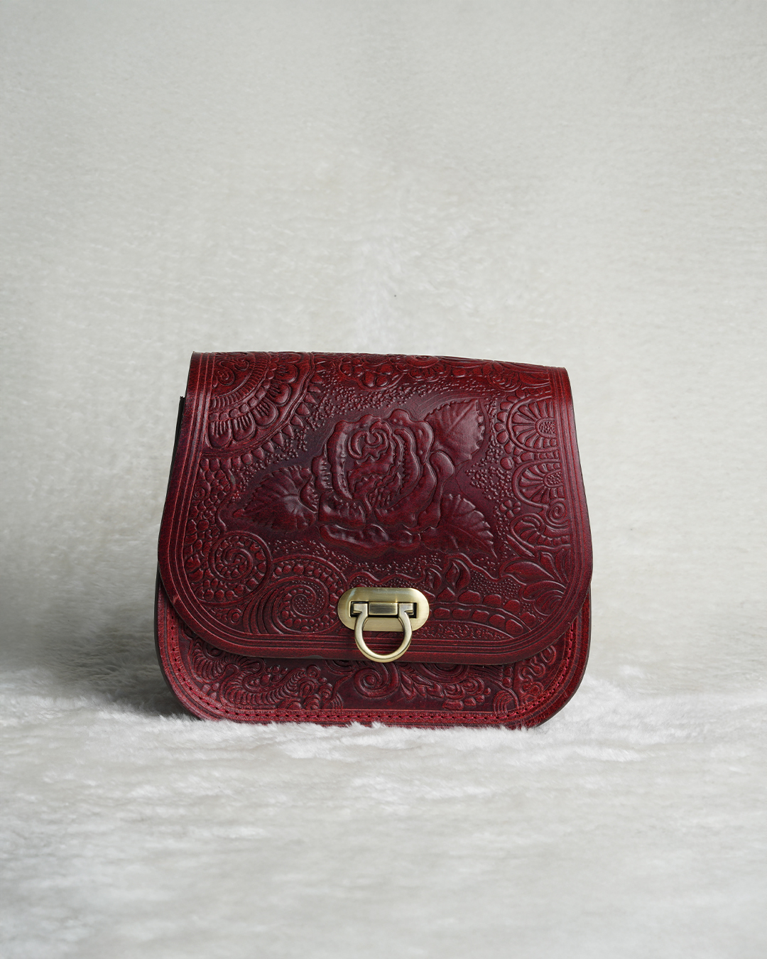 Kadın Deri Çanta Fotoğraf Çekimi Kadın Deri Çanta Fotoğraf Çekimi