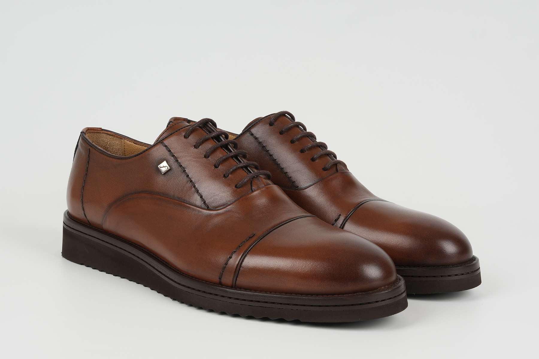 erkek-deri-ayakkabi-urun-fotograf-cekimi-100925-01 Erkek Ayakkabı Deri Ürün Fotoğraf Çekimi