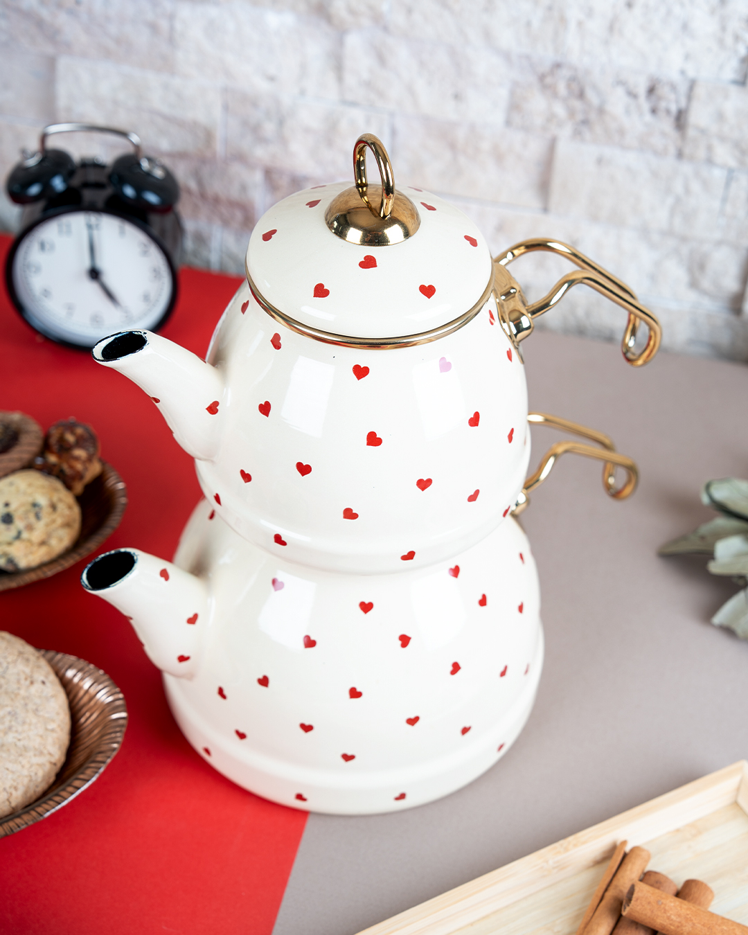 Mutfak Eşyaları & Çaydanlık İmaj Fotoğraf Çekimi Mutfak Eşyaları & Çaydanlık İmaj Fotoğraf Çekimi